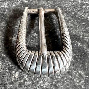 Southwest style belt buckle, excellent condition. Vintage circa 1980’s.